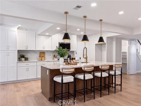 1524 E Briardale , Orange, CA