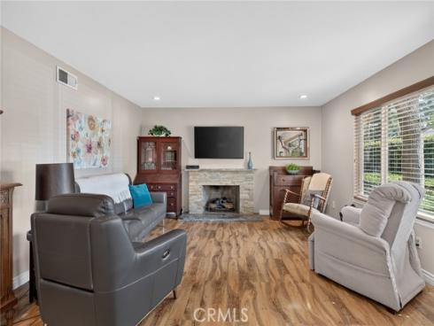 111 E Palmdale , Orange, CA