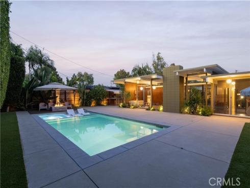 896 S Woodland , Orange, CA