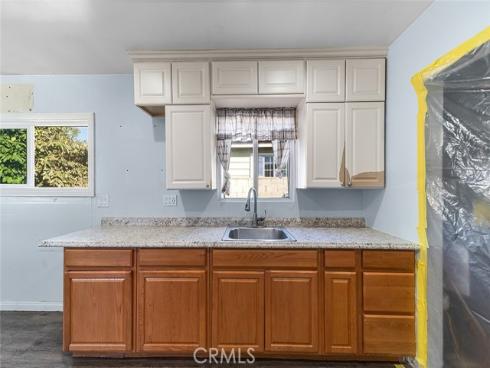 216 S Walnut Avenue, Placentia, CA