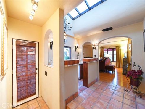 503 W Madison Avenue, Placentia, CA