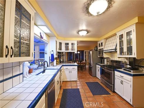 503 W Madison Avenue, Placentia, CA