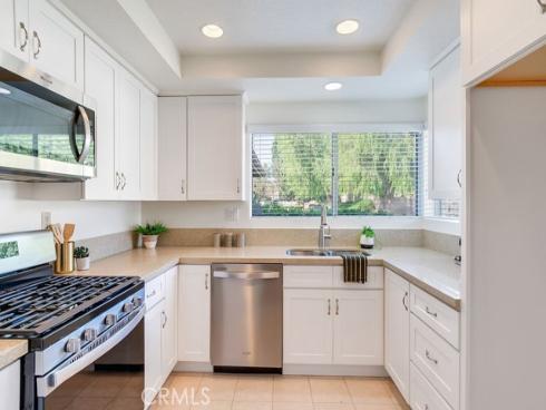 200 Eisenhower Way, Placentia, CA