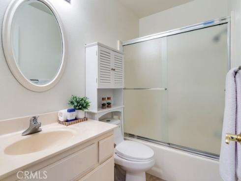 200 Eisenhower Way, Placentia, CA