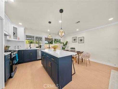 1125 Nottingham Way , Placentia, CA