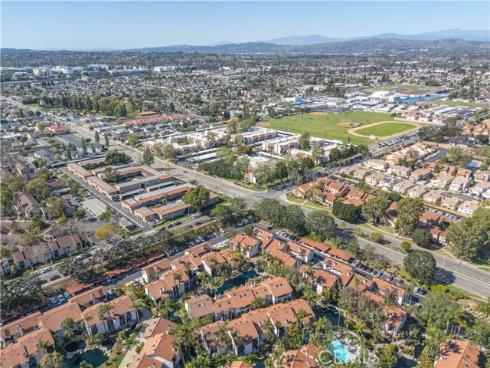 164  Kauai   Lane, Placentia, CA