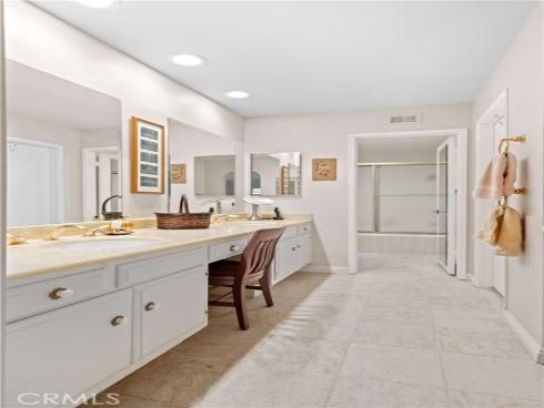 390 Pennsylvania Way, Placentia, CA