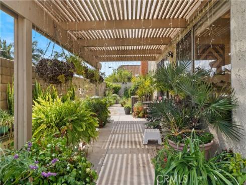 390 Pennsylvania Way, Placentia, CA