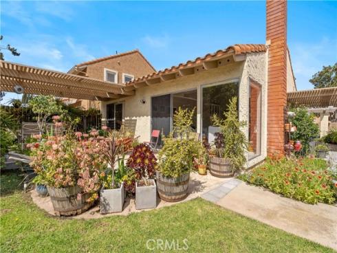 390 Pennsylvania Way, Placentia, CA