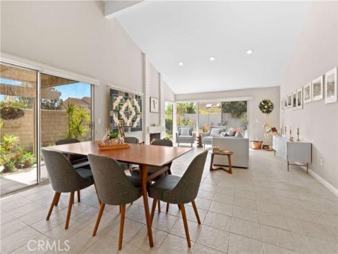 390 Pennsylvania Way, Placentia, CA