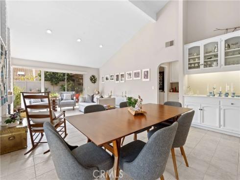 390 Pennsylvania Way, Placentia, CA