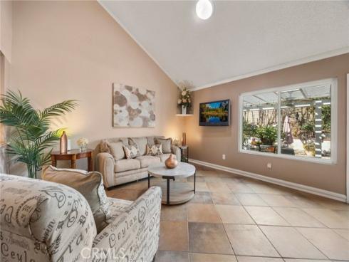 657 W Palm Drive, Placentia, CA