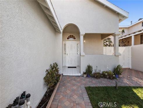 612 S Van Buren Street, Placentia, CA