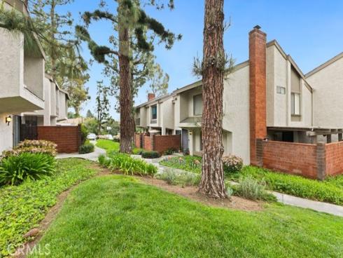 1629 Sherwood Village Circle , Placentia, CA