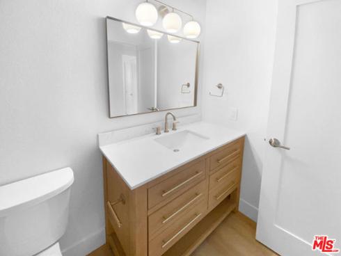 1014 London Circle, Placentia, CA