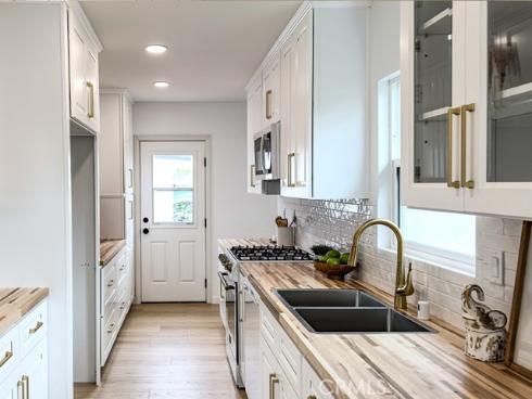 619 W Chapman Avenue, Placentia, CA