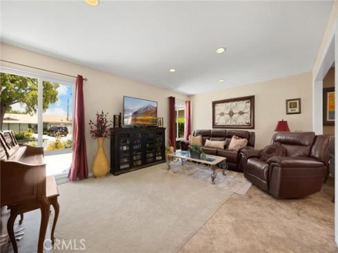 910 Huggins Avenue, Placentia, CA