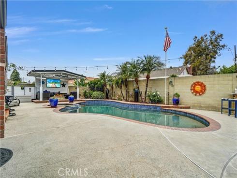 631 Holmes Avenue, Placentia, CA