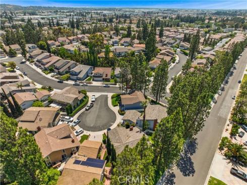 1943 Horseshoe Circle, Placentia, CA