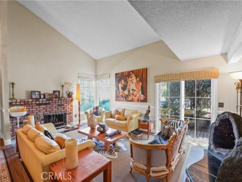 1943 Horseshoe Circle, Placentia, CA