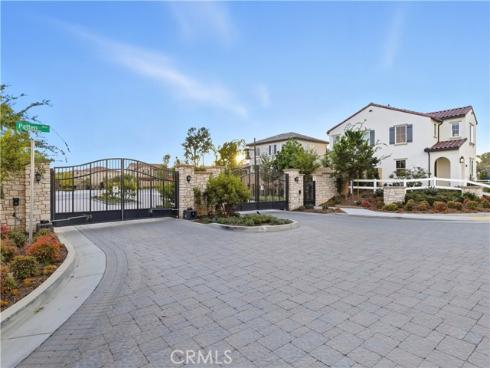 582  Mcfadden   Street, Placentia, CA