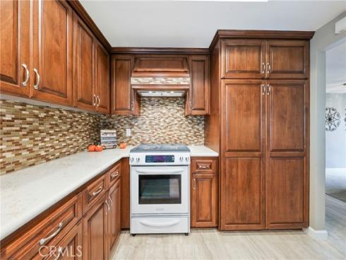 1018  Violet   Circle, Placentia, CA