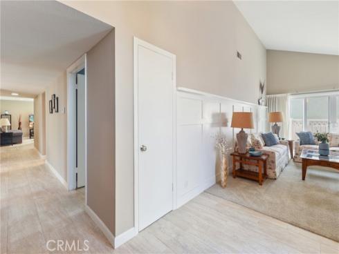 1018  Violet   Circle, Placentia, CA