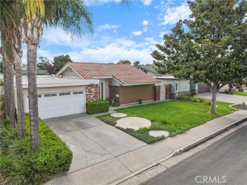 1018  Violet   Circle, Placentia, CA