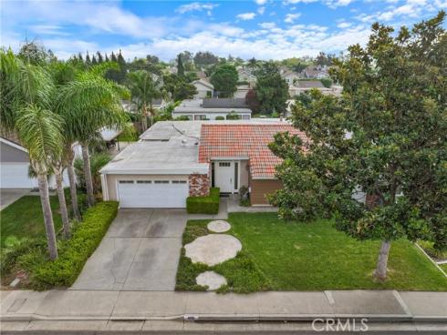 1018  Violet   Circle, Placentia, CA
