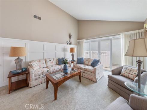 1018  Violet   Circle, Placentia, CA