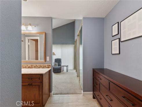 1018  Violet   Circle, Placentia, CA