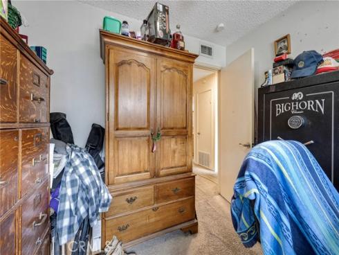 921  Azalea   Avenue, Placentia, CA