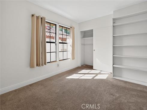 376  Hawaii  , Placentia, CA