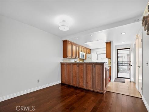 376  Hawaii  , Placentia, CA