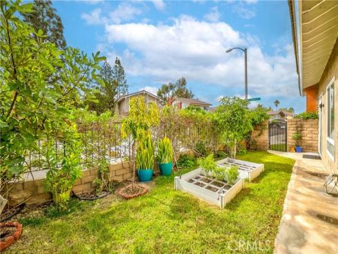 146  Los Alamitos   Circle, Placentia, CA