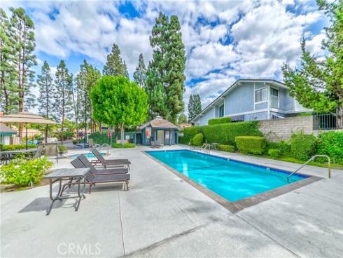 146  Los Alamitos   Circle, Placentia, CA