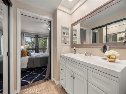 312  Molokai  , Placentia, CA