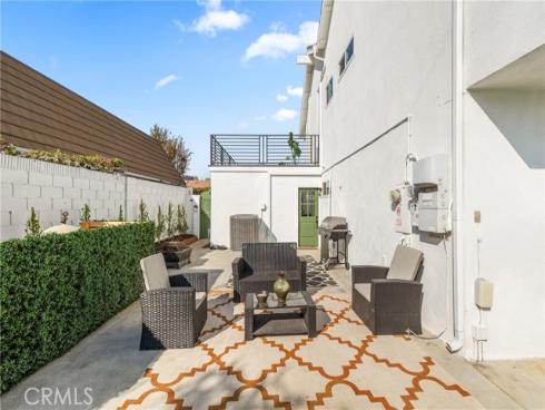 242  Garfield  , Placentia, CA