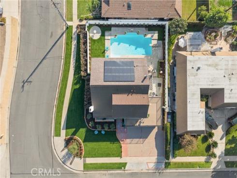 242  Garfield  , Placentia, CA
