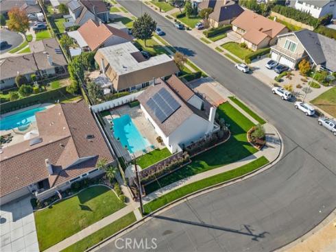 242  Garfield  , Placentia, CA
