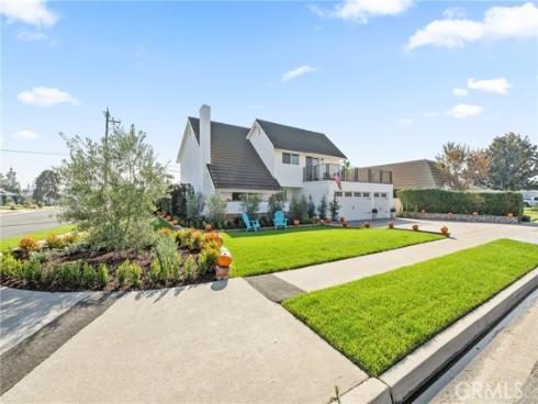 242  Garfield  , Placentia, CA