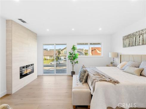 242  Garfield  , Placentia, CA