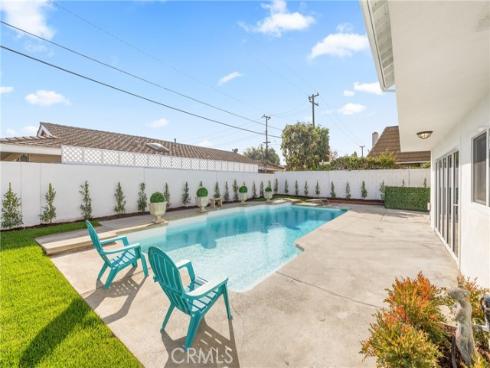 242  Garfield  , Placentia, CA