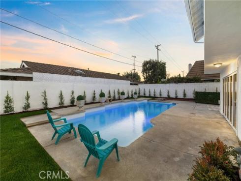 242  Garfield  , Placentia, CA