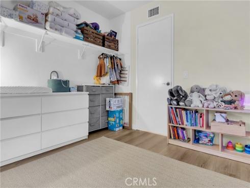 325 E Chapman  B , Placentia, CA