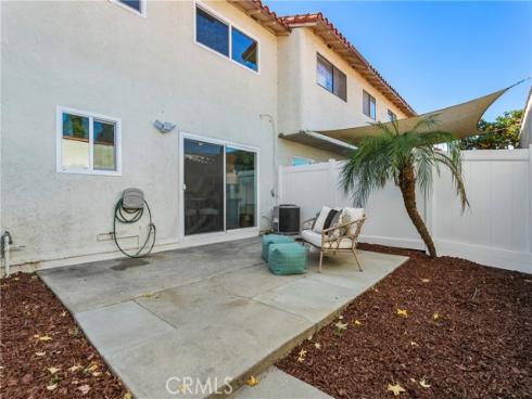 568 El Cabrillo , Placentia, CA