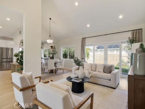 301 Bagnall , Placentia, CA