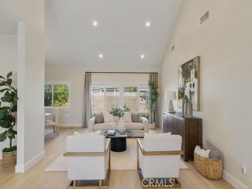 301 Bagnall , Placentia, CA