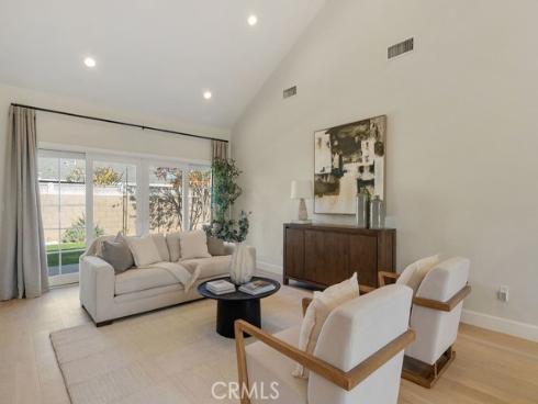 301 Bagnall , Placentia, CA