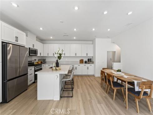 1572 Lima Way 6 , Placentia, CA